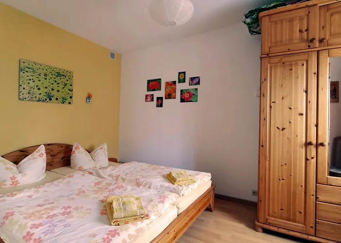 Ferienhaus Und Ferienwohnung \
